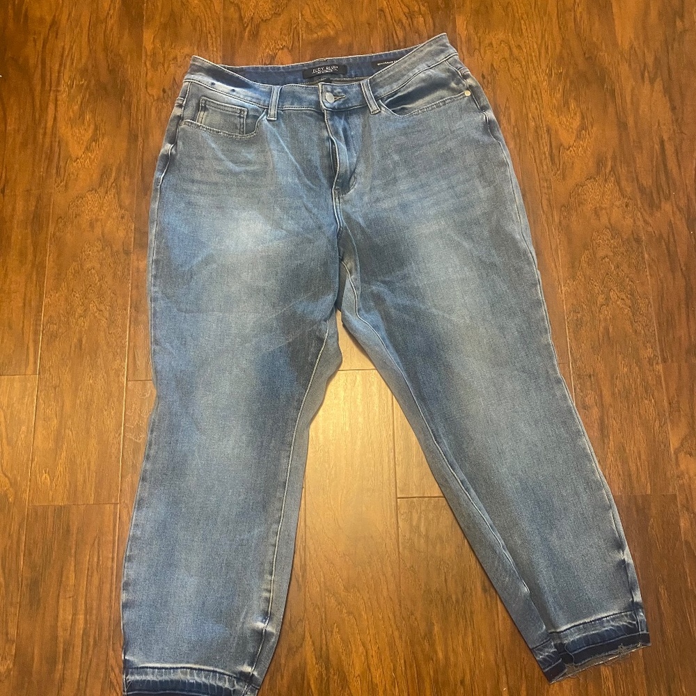 Judy Blue Danielle Undone Hem Boyfriend Jean JB88208 Size 14W